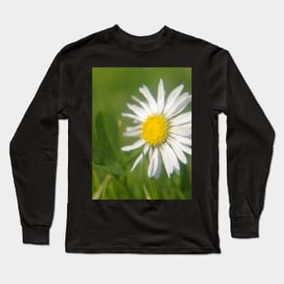 Daisy Macro Long Sleeve T-Shirt